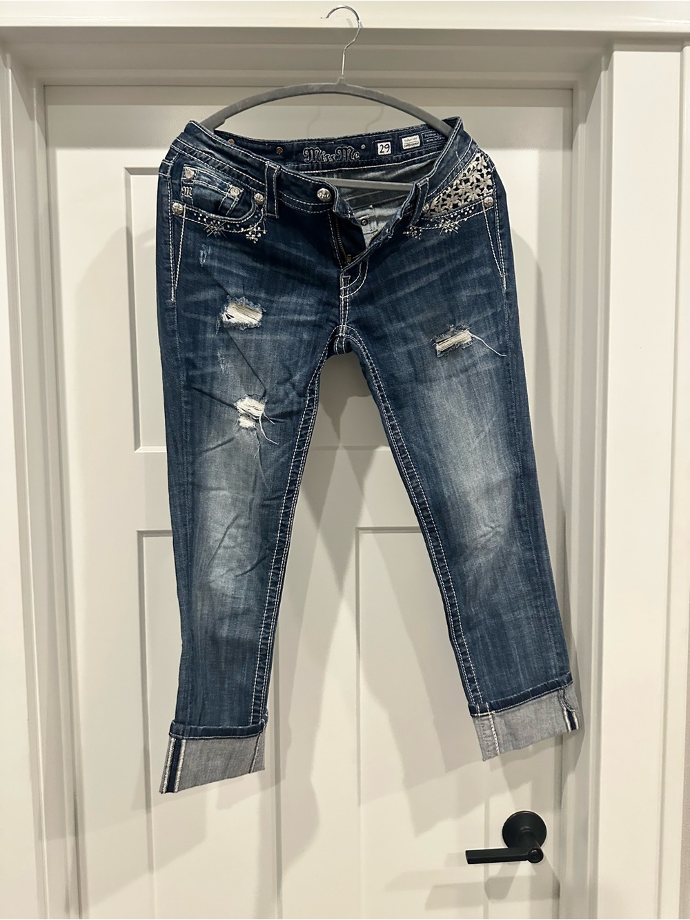 Miss Me Distressed Ankle Crop Jeans in Dark Blue with Embellished Pockets